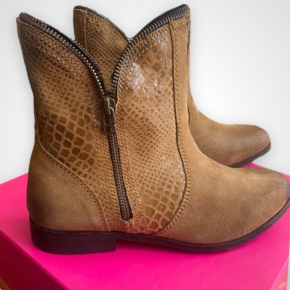 NEW Catherine Womens SIze 8.5 Vesta Booties Ankle‎ Boots Leather Faux Snake